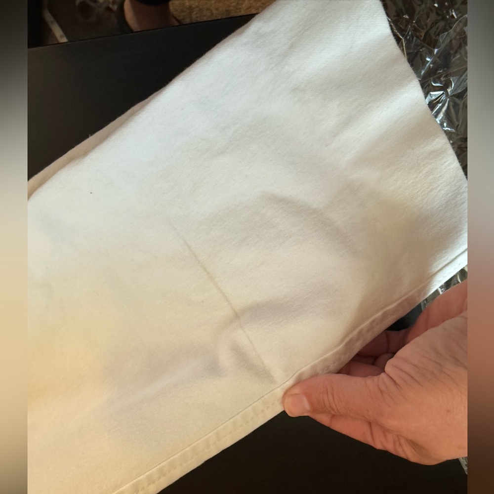 Lilly Pulitzer Cropped White Pants Size 4 - Picture 13 of 14